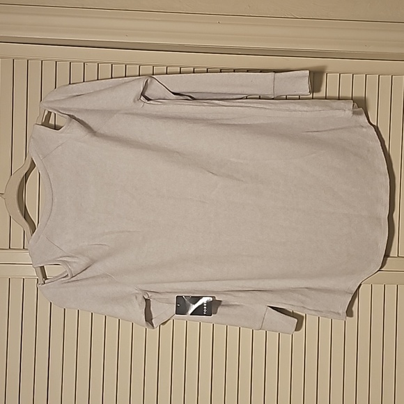 NWT Torrid Super Soft Plush Cold Shoulder Top in Wind Chime Size 00 (M/L) - Picture 5 of 9